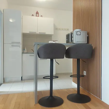 Lea Maria Апартаменти *